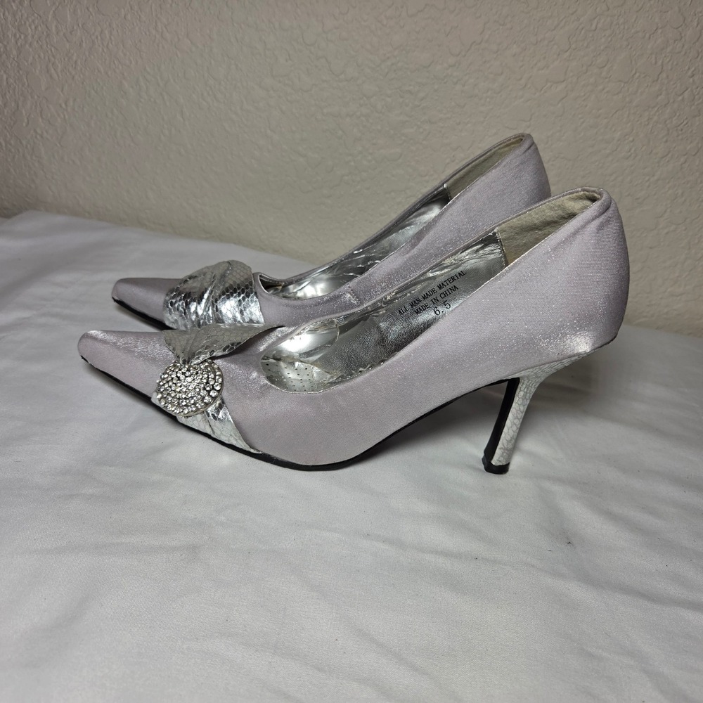 Wild Rose Silver Satin Pointed Toe Pumps Rhinestone Bow Stiletto Heels W-6.5